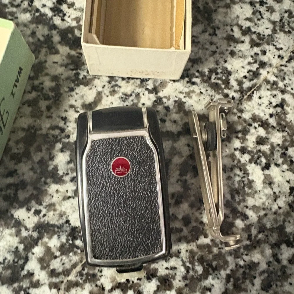 Vintage Walz Flashmaster Folding Flash Unit